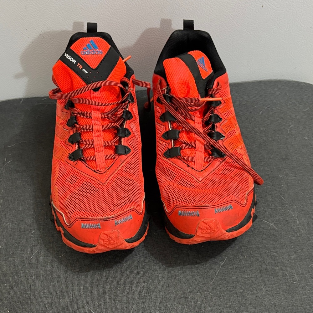 Adidas Vigor TR Red and Black Shoes